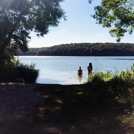 Ferienzimmer Suhrer Seeblick Проживание в семье *