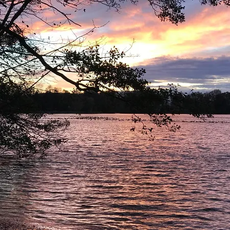 Ferienzimmer Suhrer Seeblick Проживание в семье