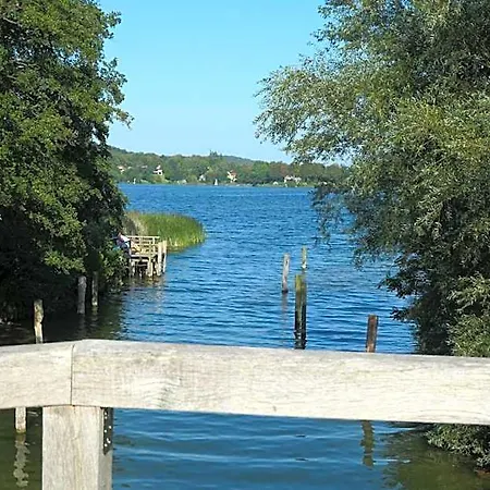 Ferienzimmer Suhrer Seeblick プレーン