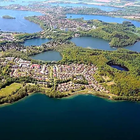 ホームステイ Ferienzimmer Suhrer Seeblick