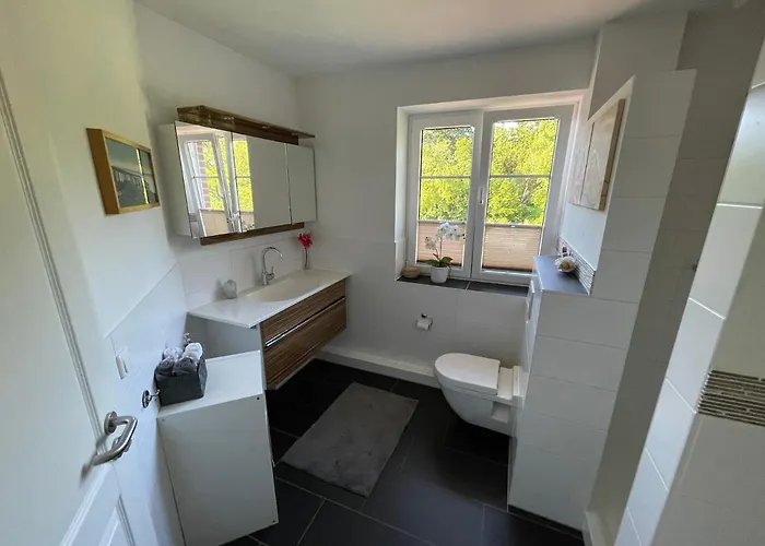 Ferienzimmer Suhrer Seeblick *