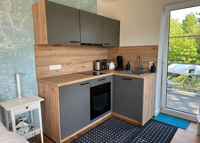 Ferienzimmer Suhrer Seeblick *